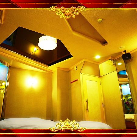 Kyoto Hotel Crown (Adults Only) Экстерьер фото