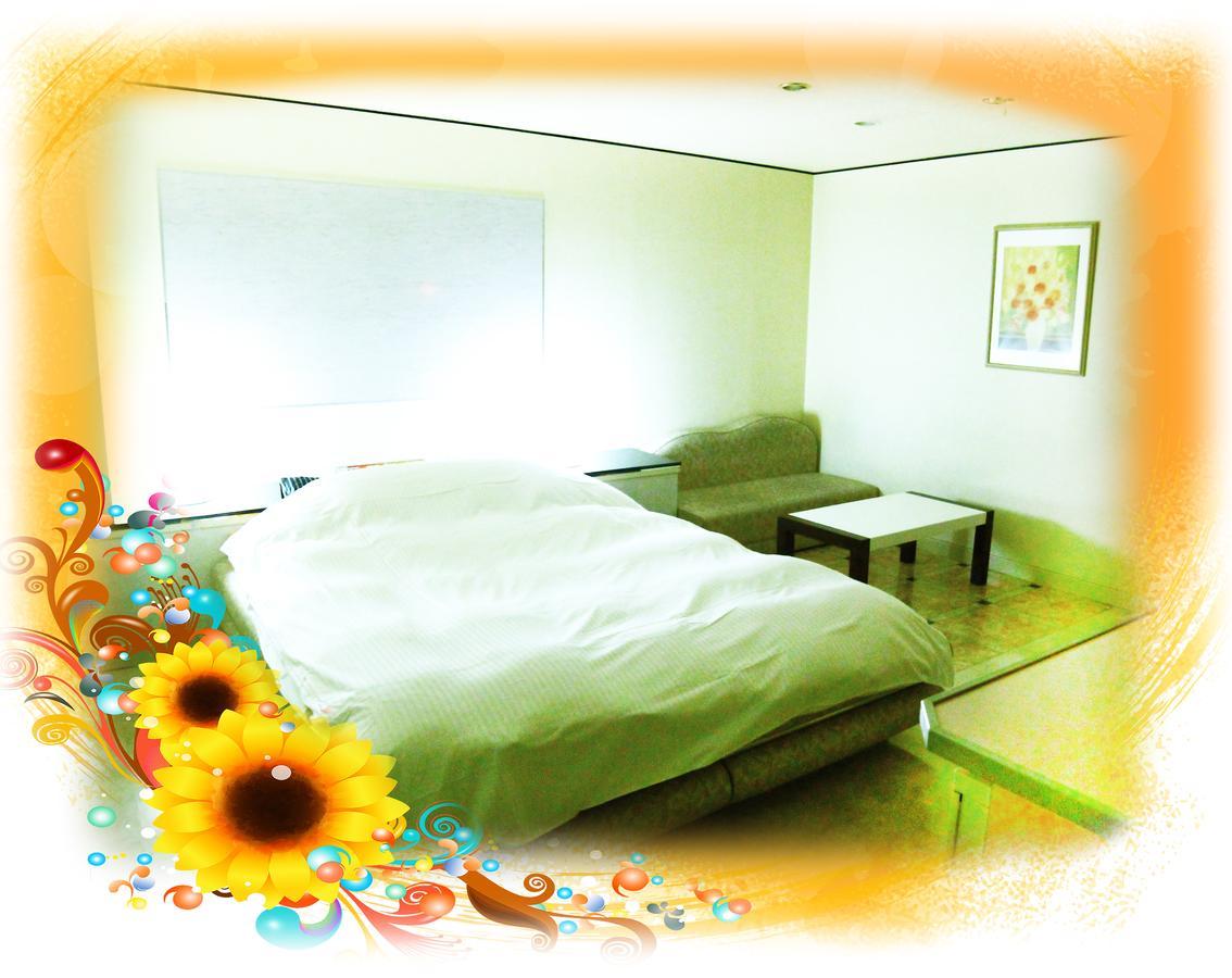 Kyoto Hotel Crown (Adults Only) Экстерьер фото
