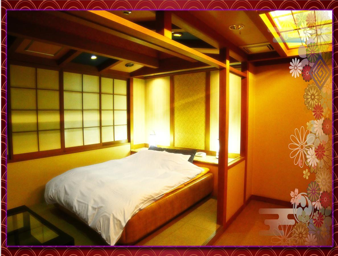 Kyoto Hotel Crown (Adults Only) Экстерьер фото
